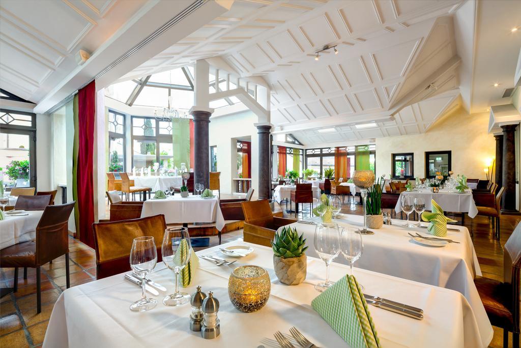 Hotel Traube Am See Фрідріхсгафен Екстер'єр фото